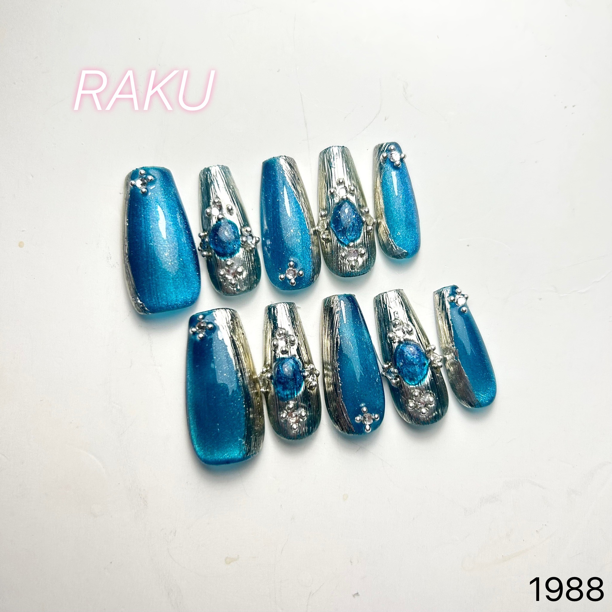 ラクネイルチップ #1988 サンゴ貴族 コフィン/ミディアム/S | RAKUTIP